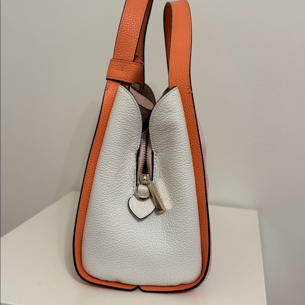 Kate Spade Knott Medium Crossbody - Picture 3 of 9